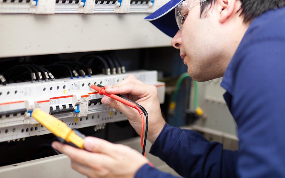 électricien urgence Paris 12