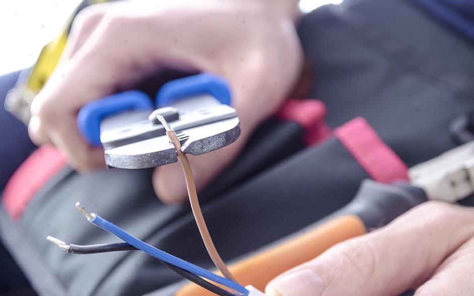 électricien urgence Paris 12